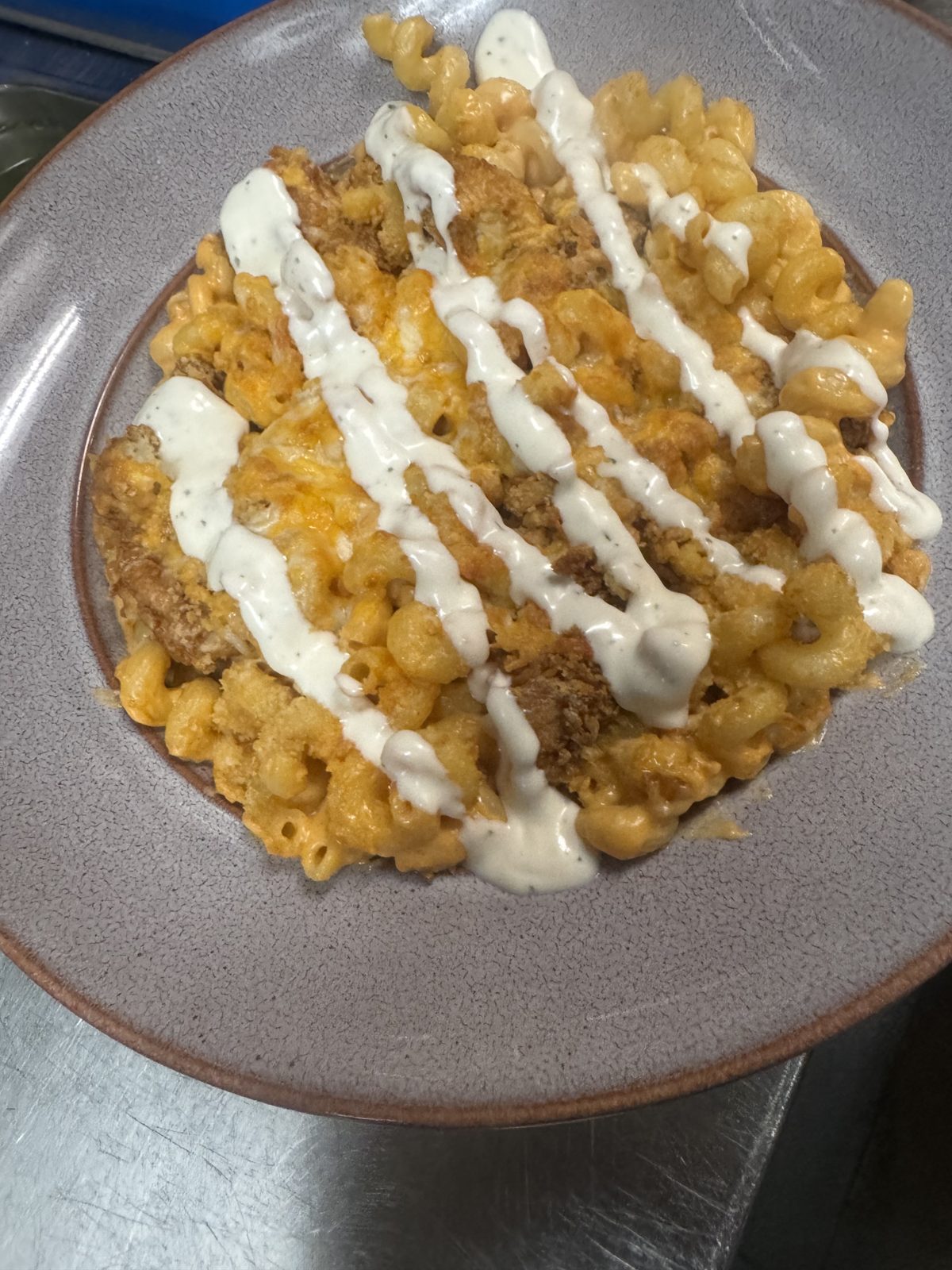 Baked mac and cheese with crispy chicken and ranch